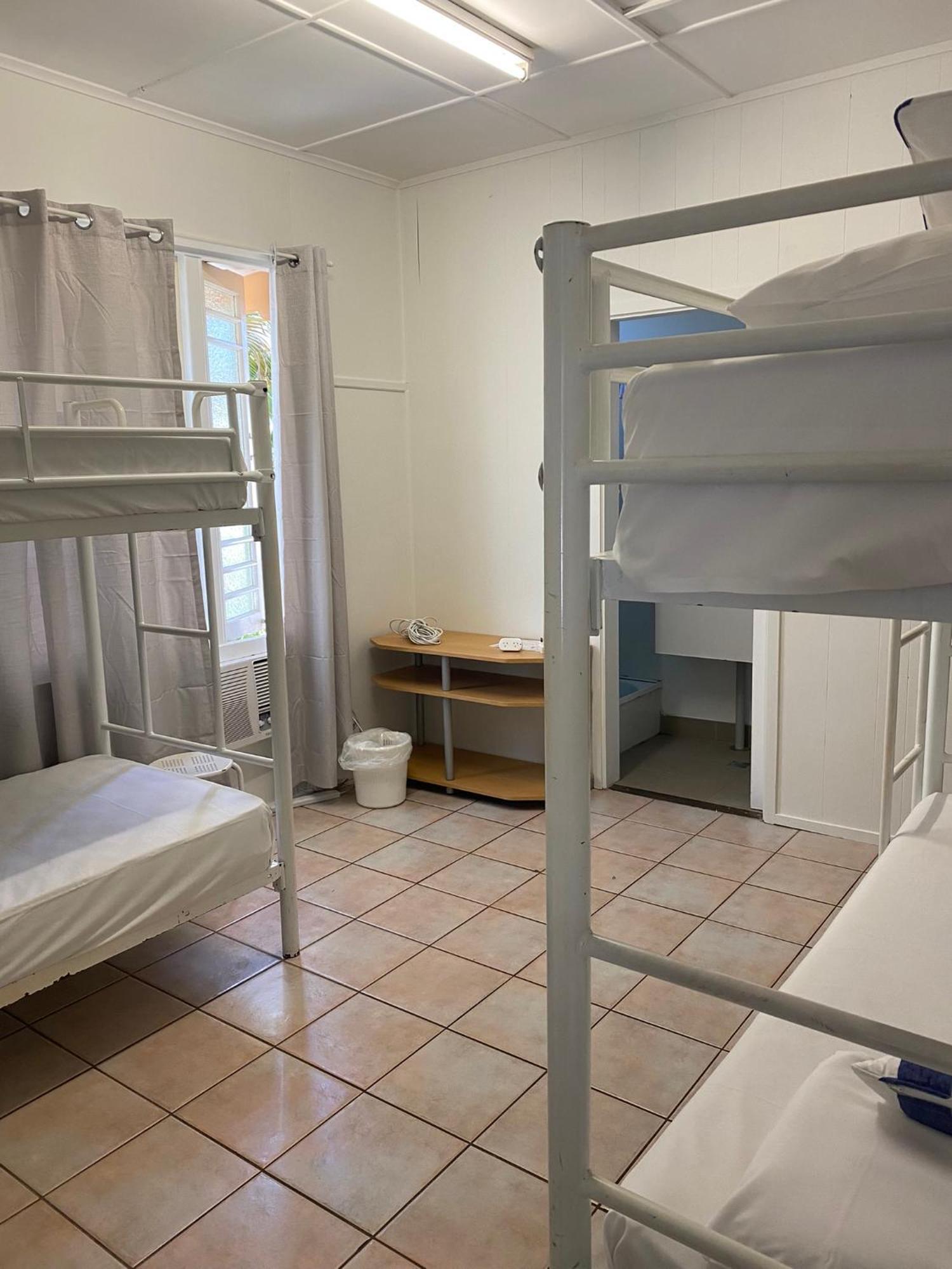 Civic Guesthouse Таунсвилл Экстерьер фото